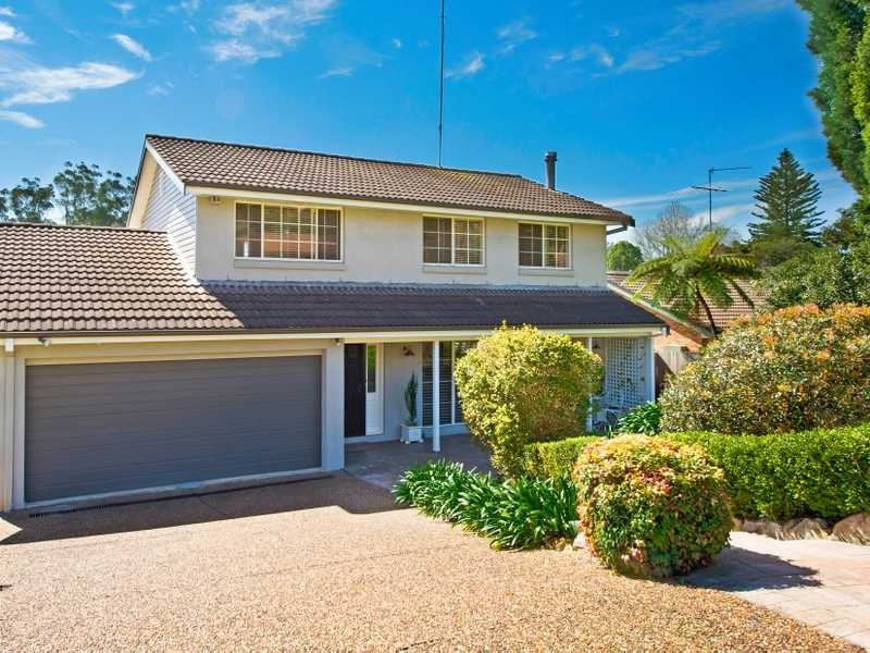 8 The Village Pl, Dural NSW 2158