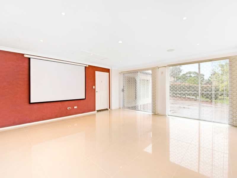 21 Woodburn Pl, Glenhaven NSW 2156