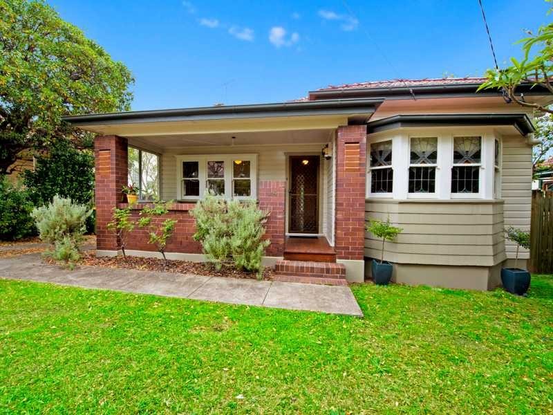 14 Raymond Ave, Northmead NSW 2152