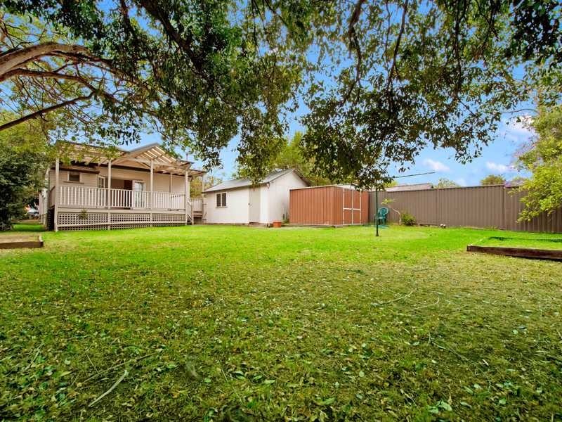 14 Raymond Ave, Northmead NSW 2152