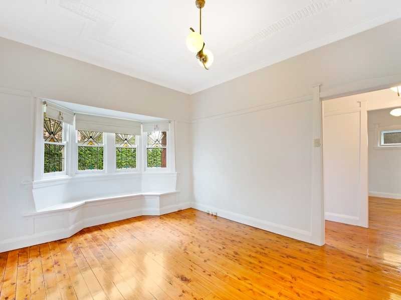 14 Raymond Ave, Northmead NSW 2152