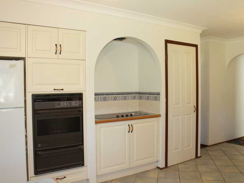 25 Kenneth Ave, Baulkham Hills NSW 2153