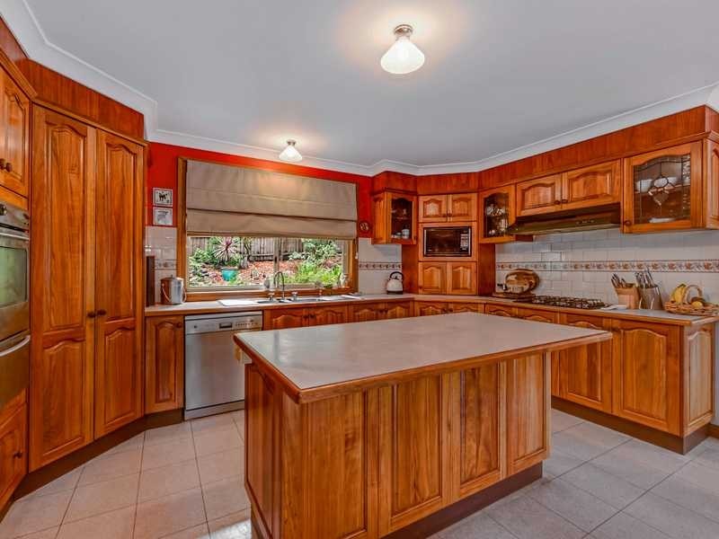48 Sandhurst Crescent, Glenhaven NSW 2156
