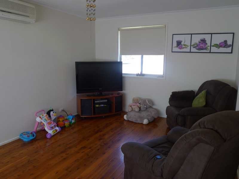 4 Oliver St, Riverstone NSW 2765