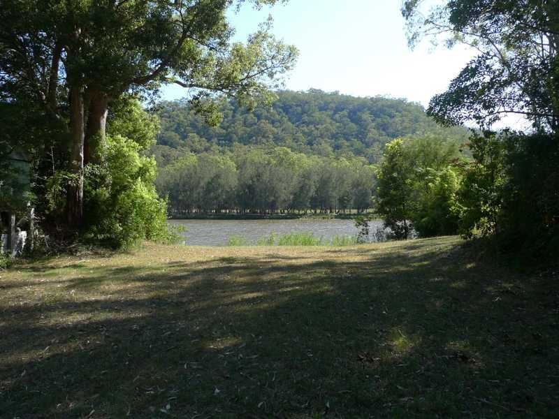 23 Walmsley Rd, Lower Macdonald NSW 2775