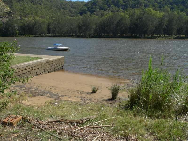 23 Walmsley Rd, Lower Macdonald NSW 2775