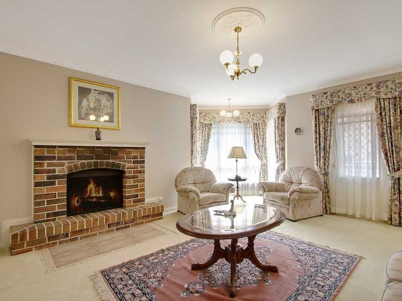 16 Ellerslie Dr, West Pennant Hills NSW 2125