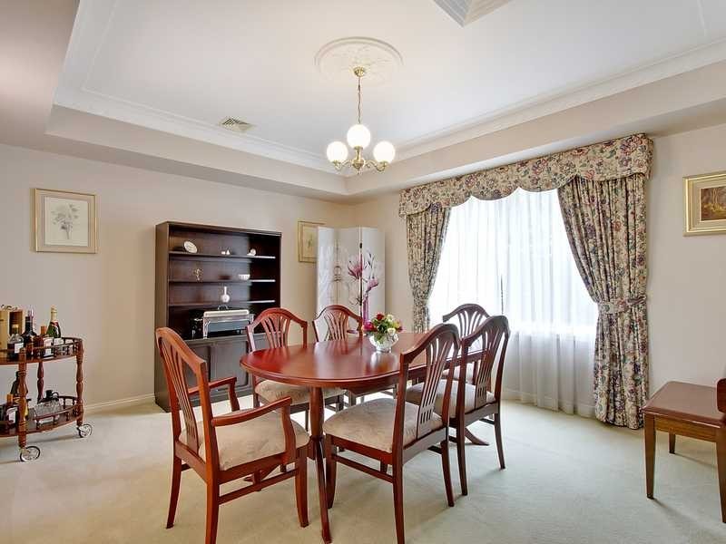 16 Ellerslie Dr, West Pennant Hills NSW 2125