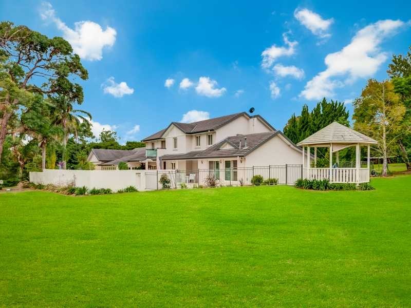 18 Volunteer Rd, Kenthurst NSW 2156