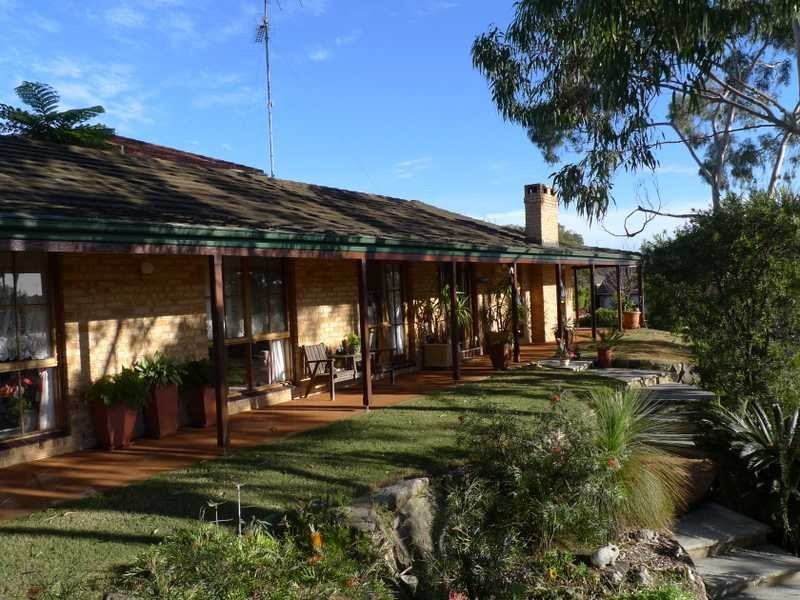 1 Bishopsgate Ave, Castle Hill NSW 2154