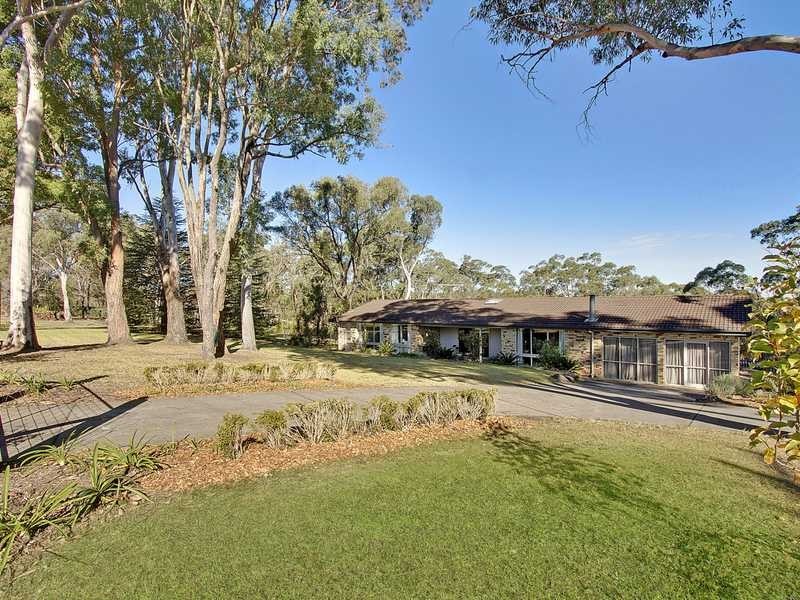 20 Lang Rd, Kenthurst NSW 2156