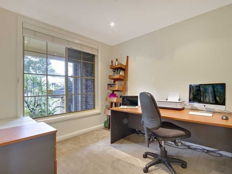 1 Bendtree Way, Castle Hill NSW 2154
