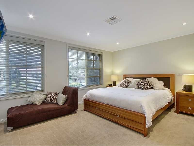 1 Bendtree Way, Castle Hill NSW 2154