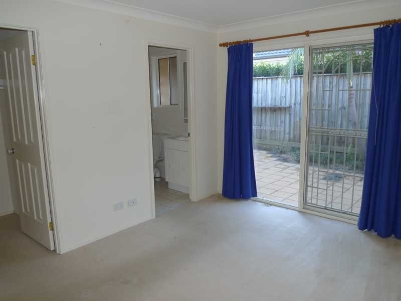 33 Park Ridge Cct, Kellyville NSW 2155