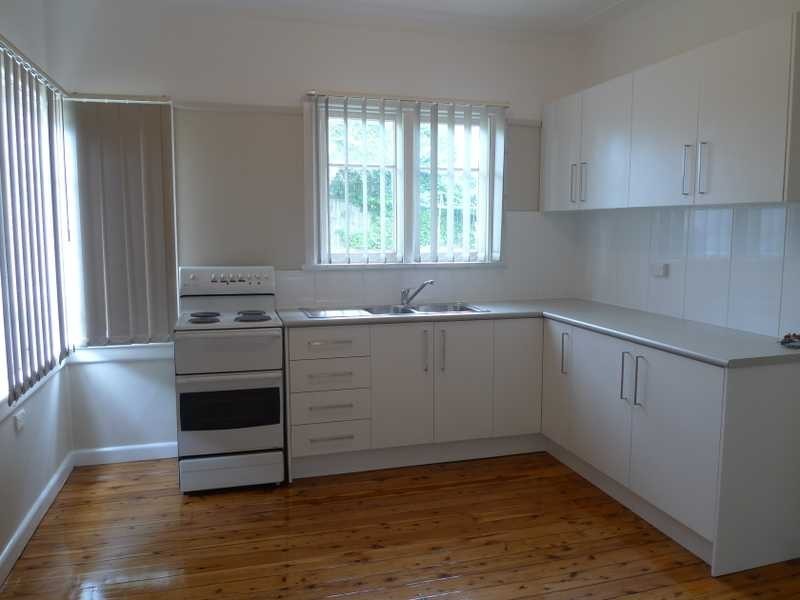 137 Wakehurst Parkway, Seaforth NSW 2092