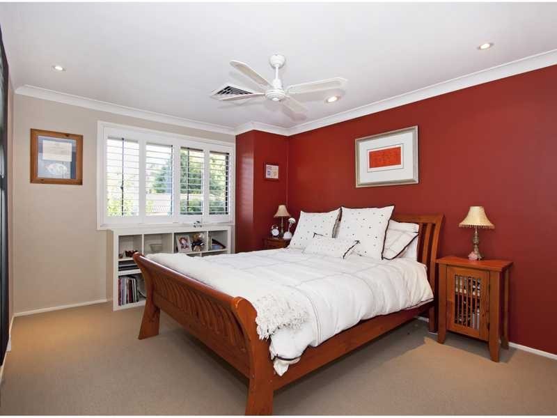18 Woodchester Close, Castle Hill NSW 2154