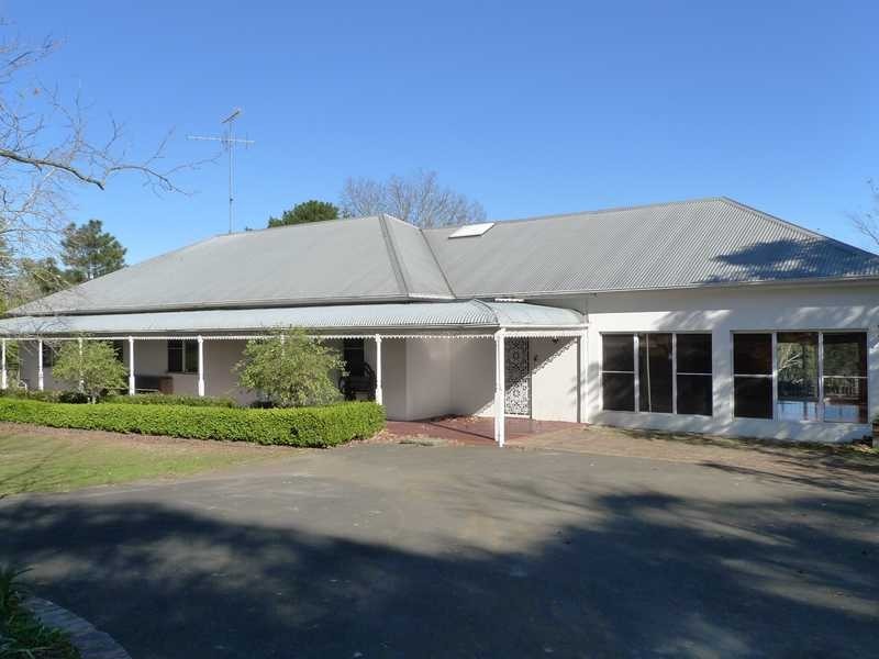 72 Porters Rd, Kenthurst NSW 2156