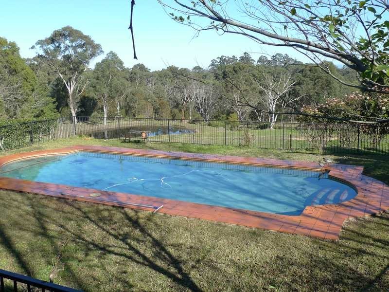 72 Porters Rd, Kenthurst NSW 2156
