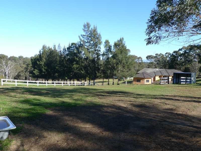 72 Porters Rd, Kenthurst NSW 2156