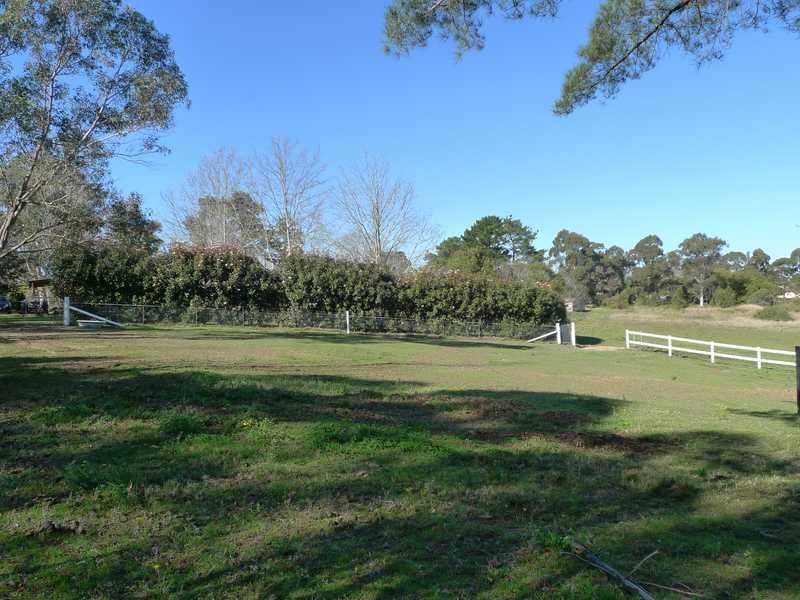 72 Porters Rd, Kenthurst NSW 2156