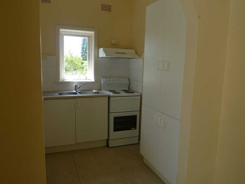 23 Punchbowl Rd, Belfield NSW 2191