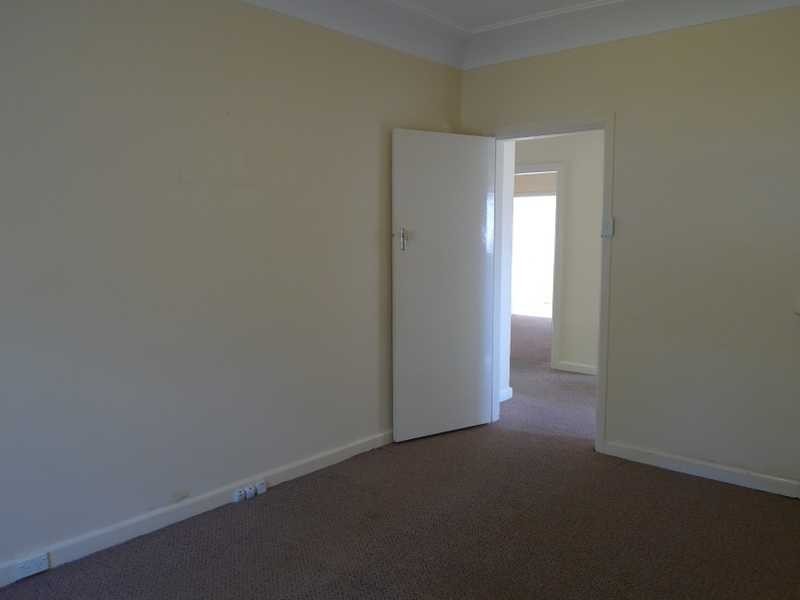 23 Punchbowl Rd, Belfield NSW 2191