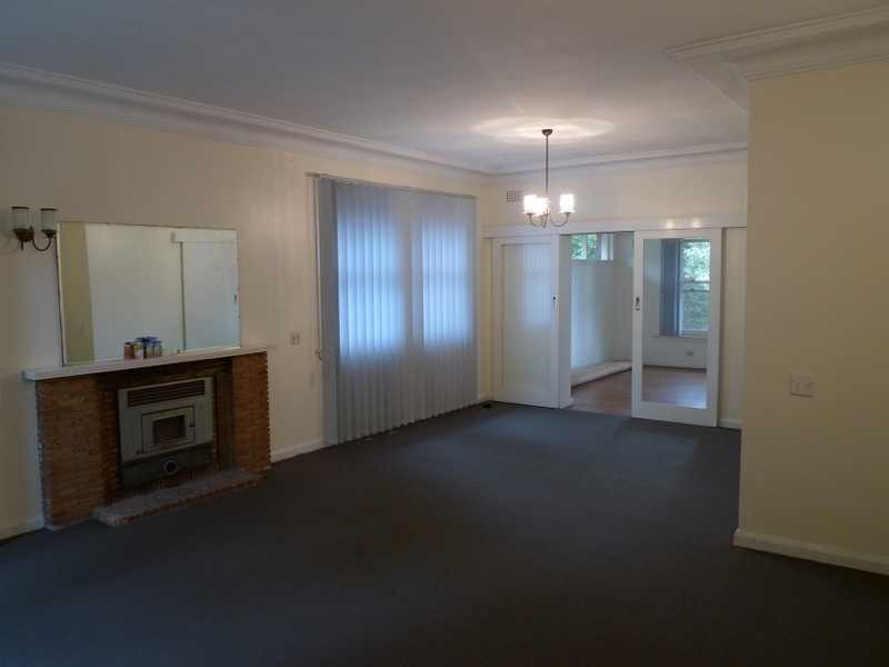 11 Britannia Ave, Pennant Hills NSW 2120