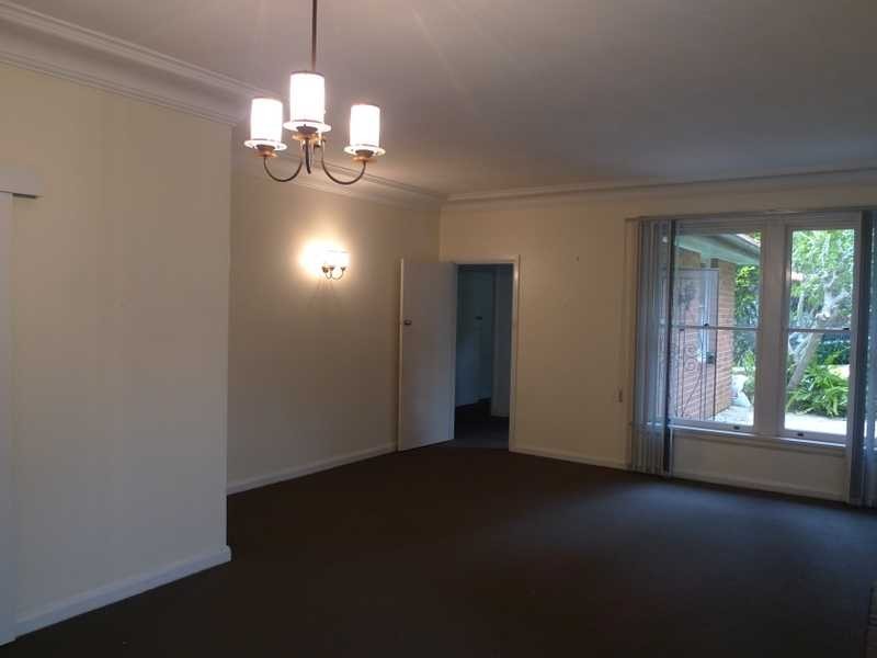 11 Britannia Ave, Pennant Hills NSW 2120