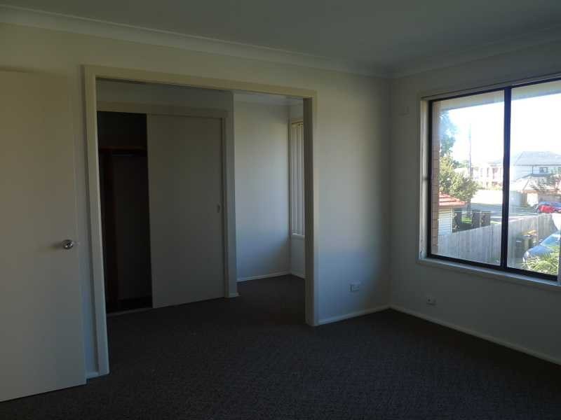 60 Seven Hills Rd, Seven Hills NSW 2147