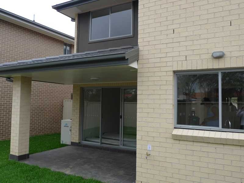 24/570 Sunnyholt Road, Stanhope Gardens NSW 2768