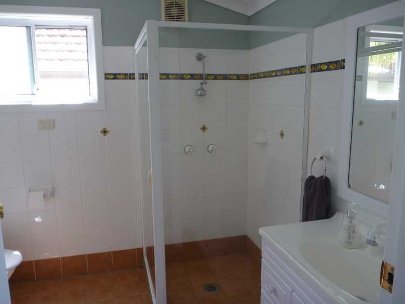 41 Coles Rd, Freshwater NSW 2096