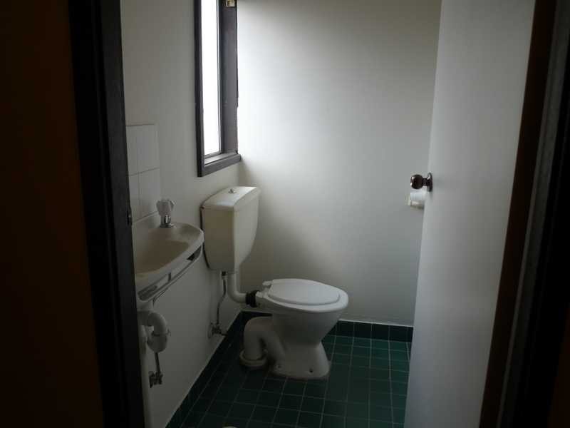 21 Heathcote Rd, Moorebank NSW 2170