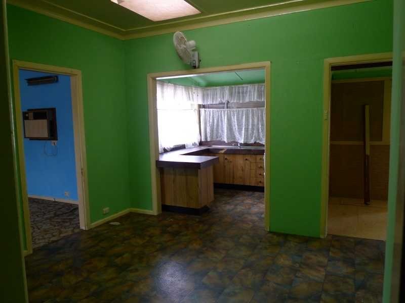 38 Bottlebrush Rd, Casula NSW 2170