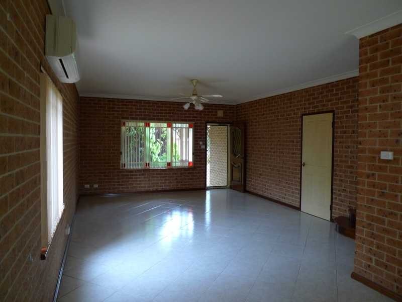 1/29 Barry Rd, Kellyville NSW 2155