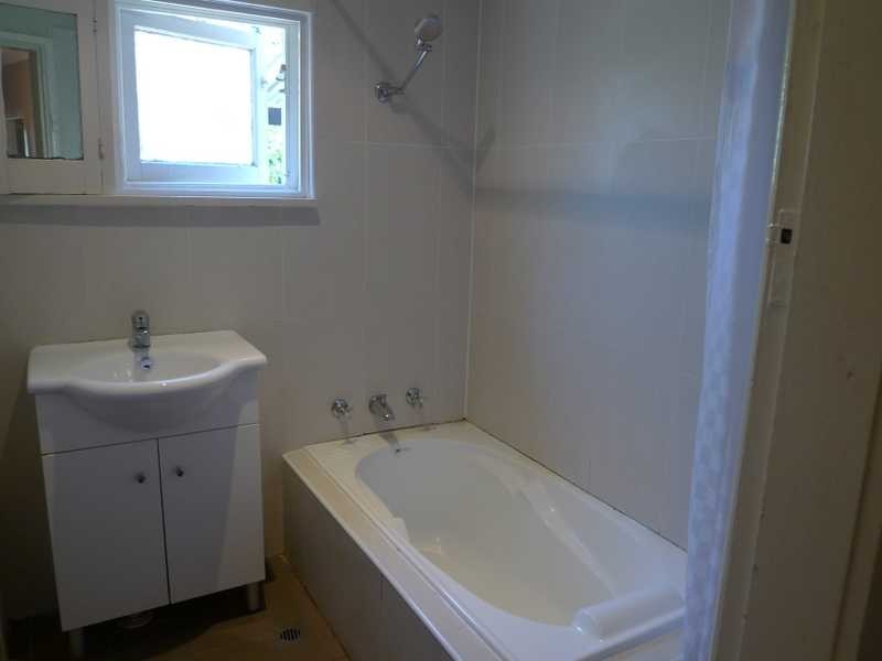 114 Boundary St, Roseville NSW 2069