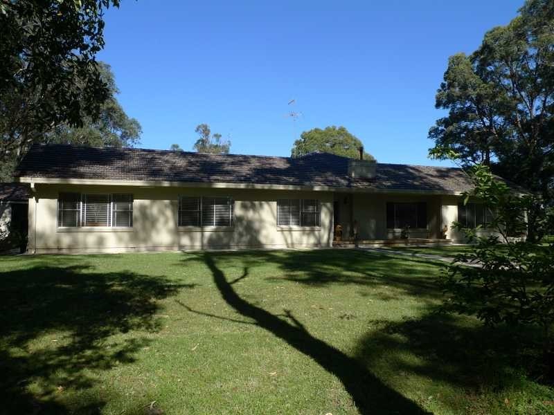 16 Pitt Town Rd, Kenthurst NSW 2156