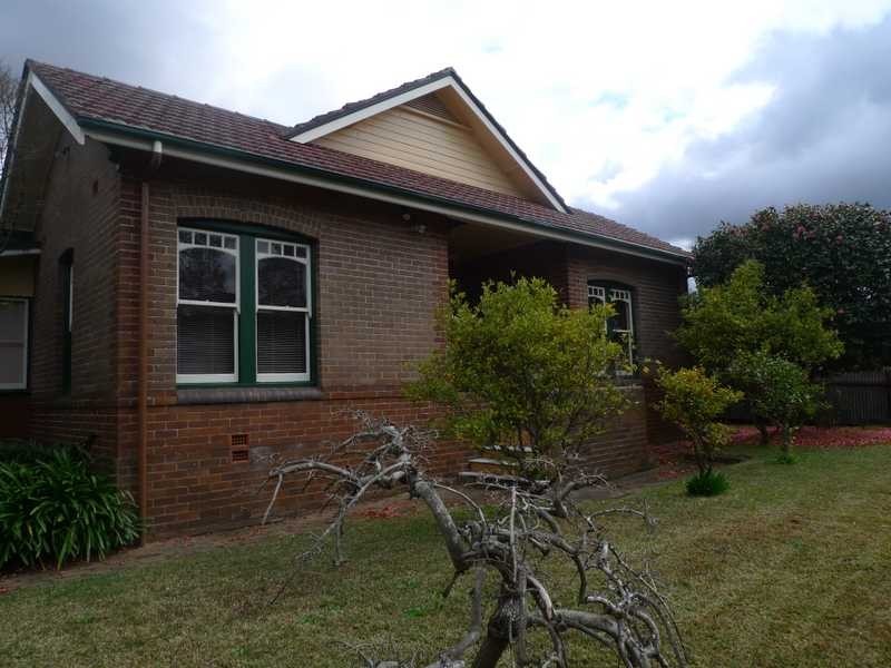 1 Loch Maree Rd, Thornleigh NSW 2120