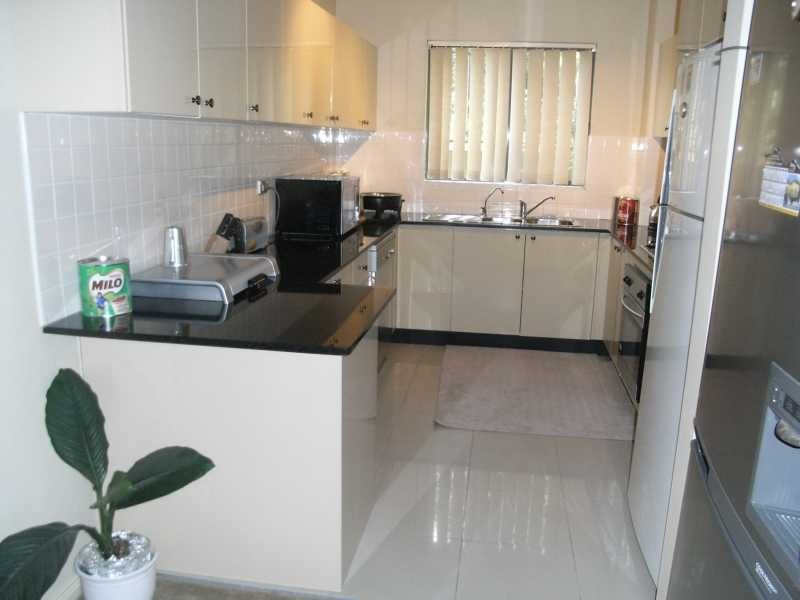 Unit 2/2-6 Sherwin Ave, Castle Hill NSW 2154