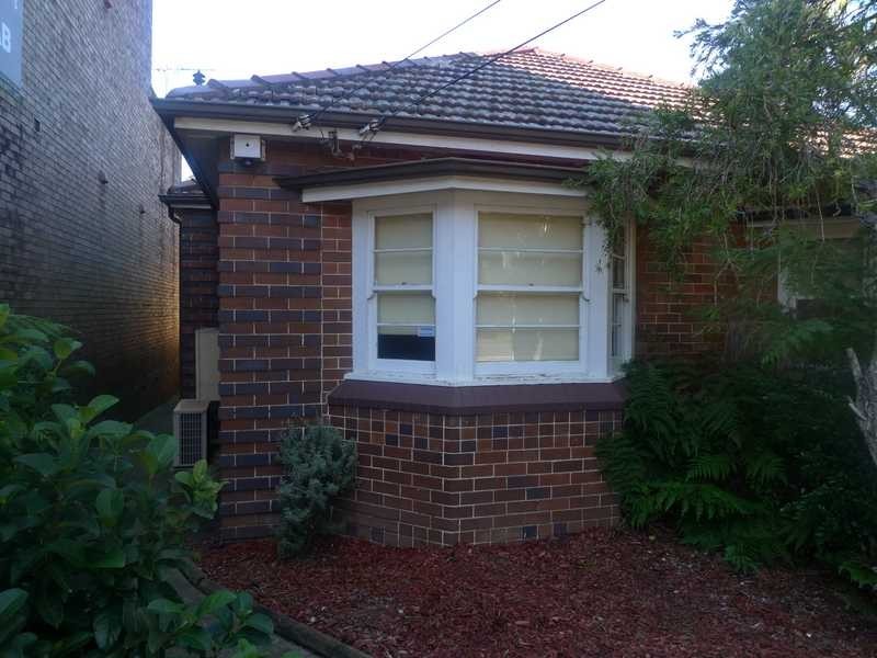 453 Penshurst Street, Roseville NSW 2069