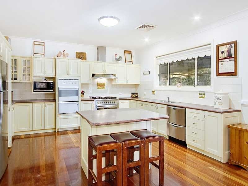 81 Canoona  Ave, Windsor Downs NSW 2756