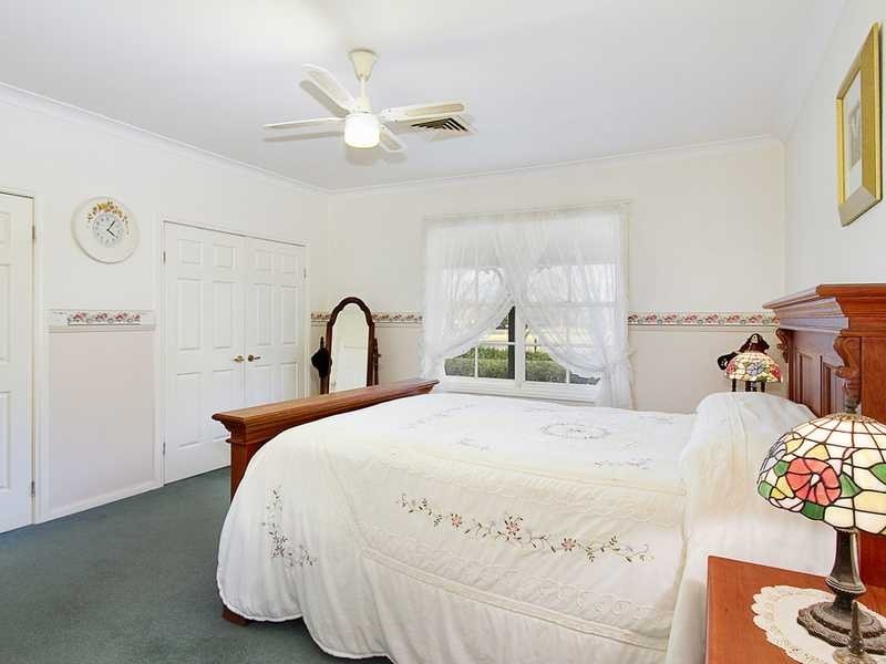 81 Canoona  Ave, Windsor Downs NSW 2756
