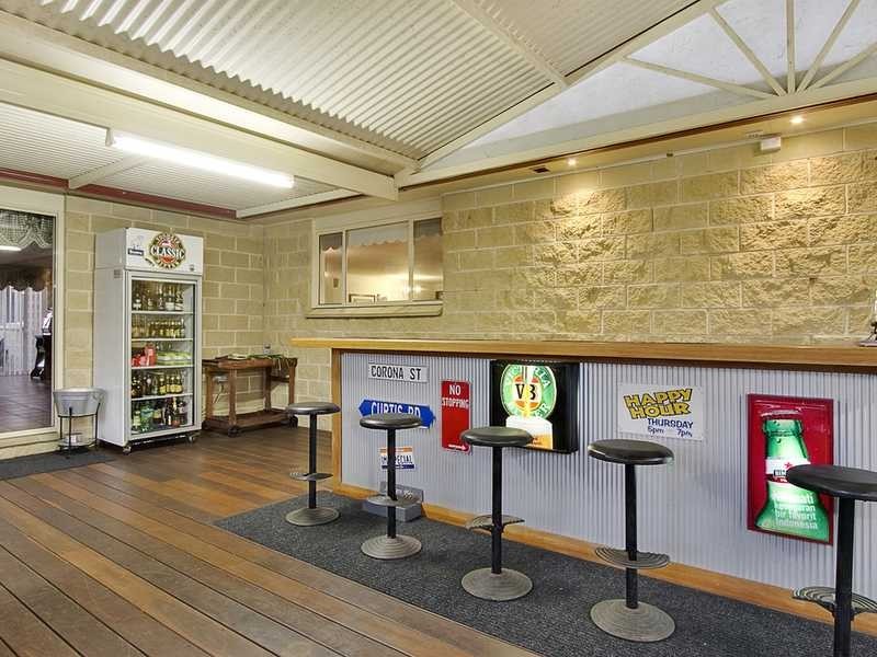81 Canoona  Ave, Windsor Downs NSW 2756