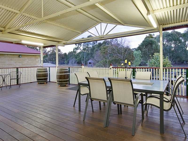 81 Canoona  Ave, Windsor Downs NSW 2756