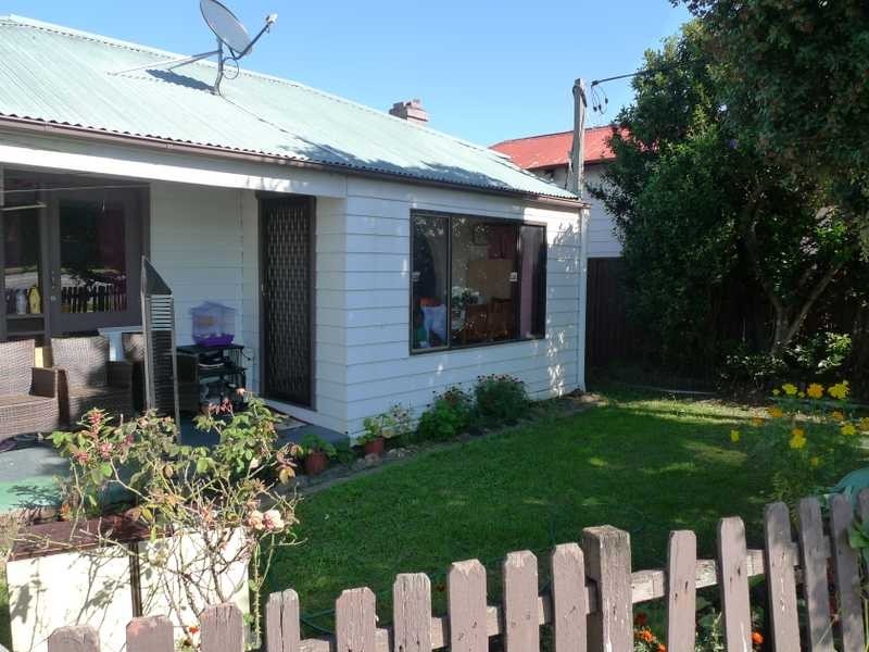 21 Heathcote Road, Moorebank NSW 2170