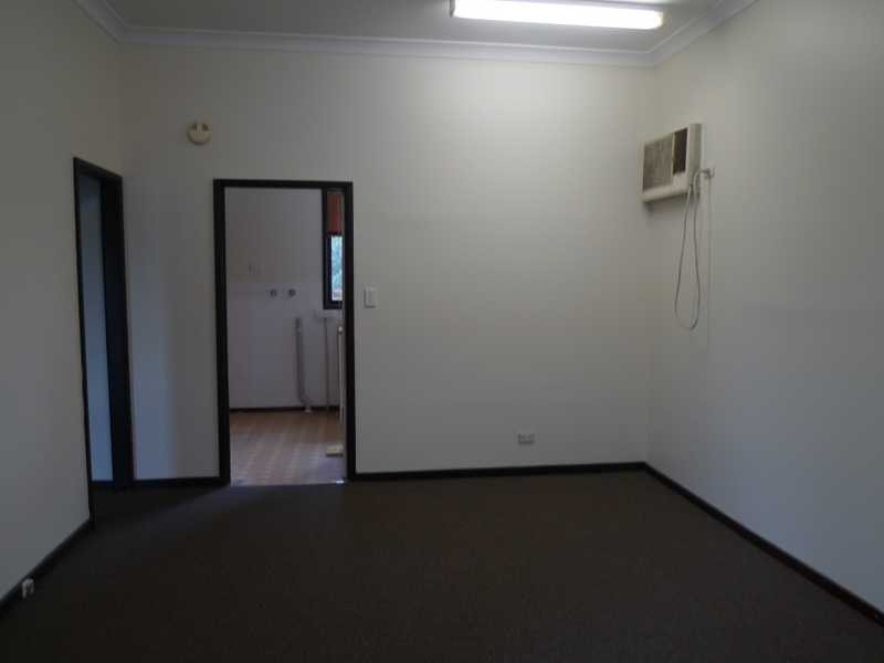 21 Heathcote Road, Moorebank NSW 2170