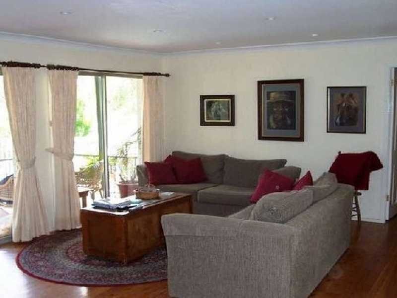 99 Porters Rd, Kenthurst NSW 2156