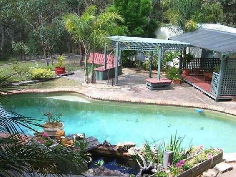 99 Porters Rd, Kenthurst NSW 2156