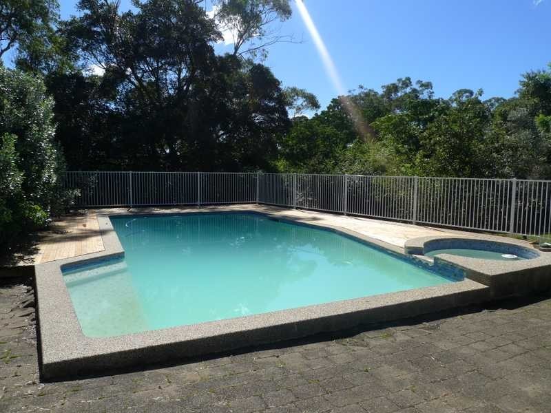 15 Lang Rd, Kenthurst NSW 2156