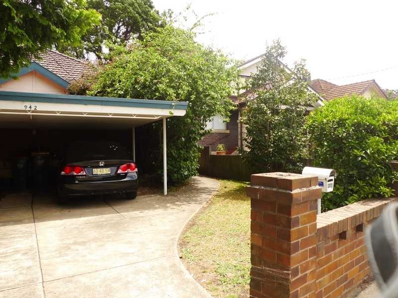 942a Pacific Highway, Roseville NSW 2069