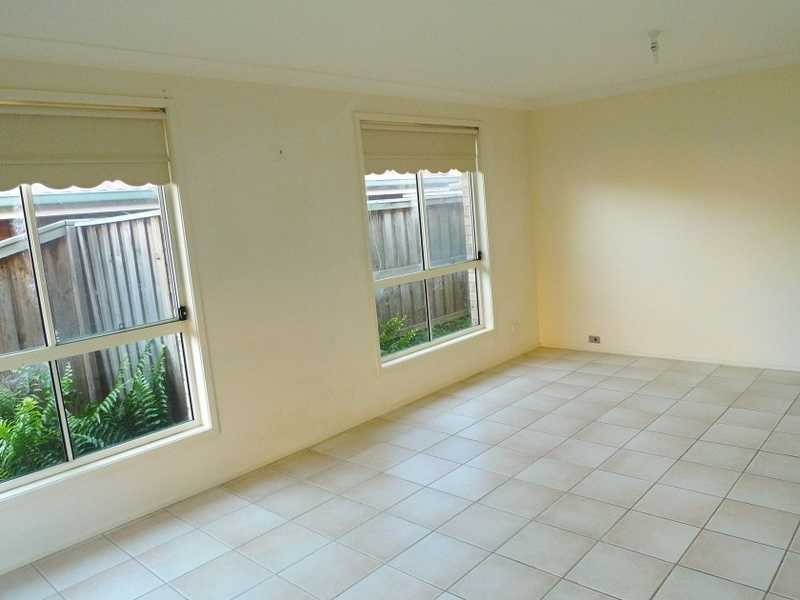 33 Park Ridge Cct, Kellyville NSW 2155